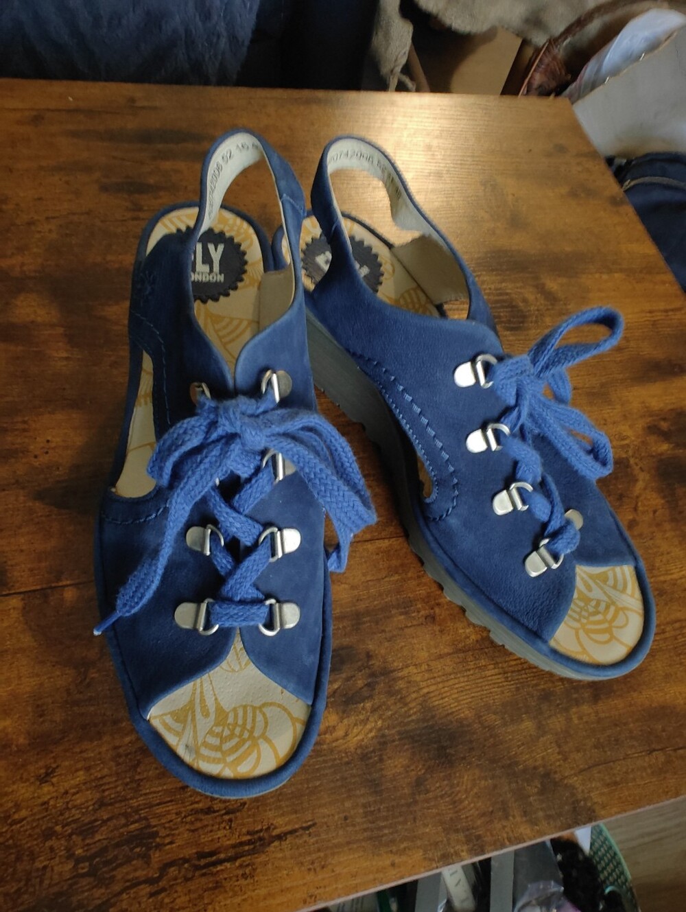 Wedge Sandals 9 US 40 EUR Blue Leaher EUC Fly London Platform